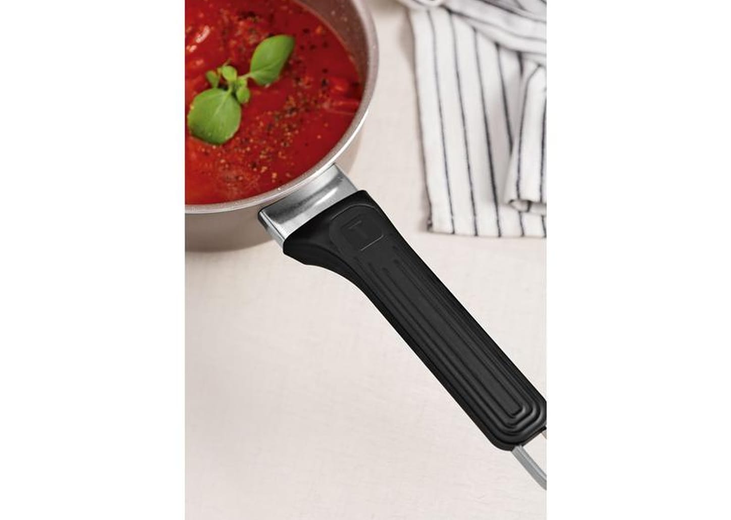 Jogo de Panelas Tramontina Antiaderente de Alumínio Amêndoa Milazzo