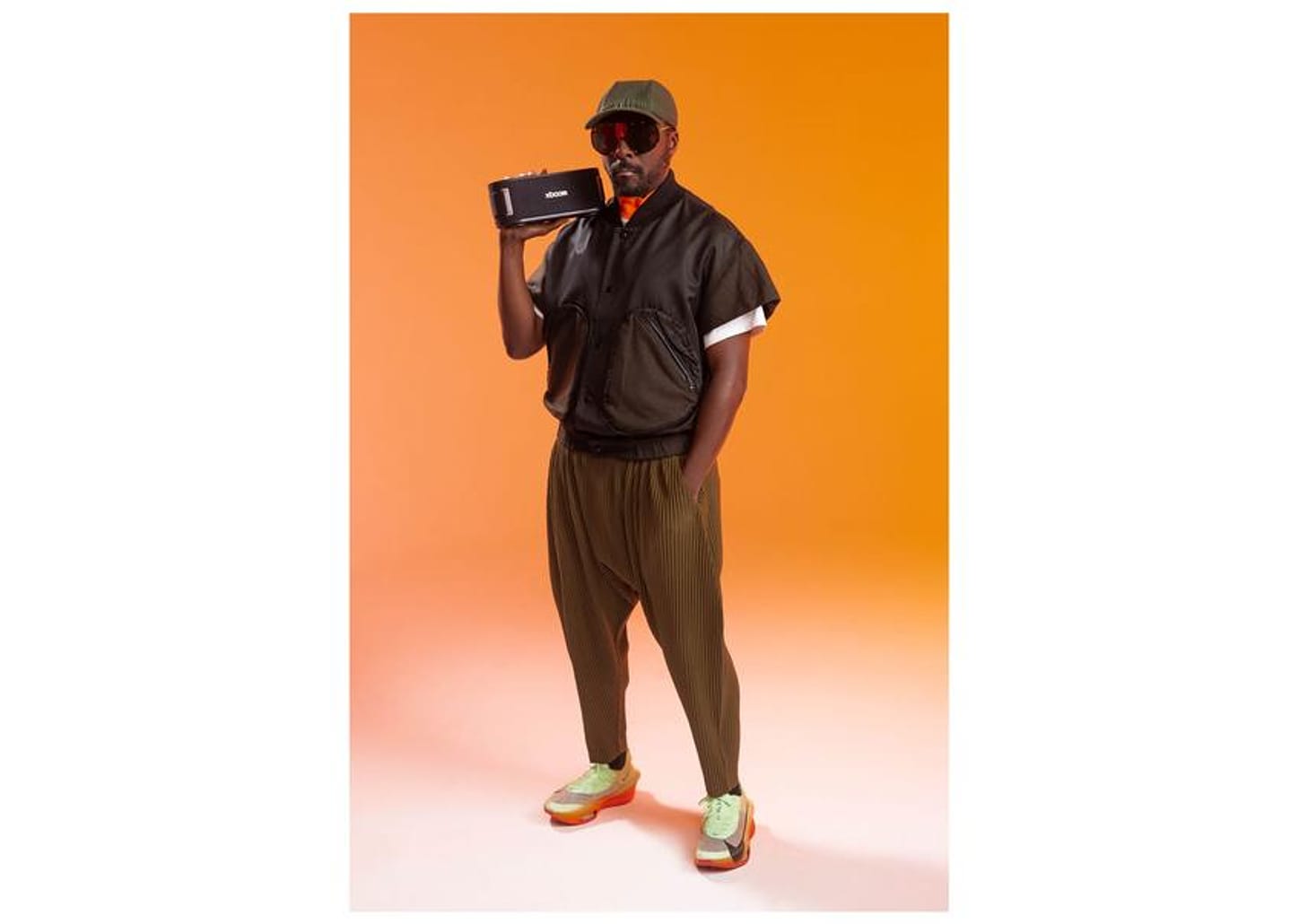 Caixa de Som LG Xboom by Will.i.am Bounce Bluetooth Amplificada Portátil 40W