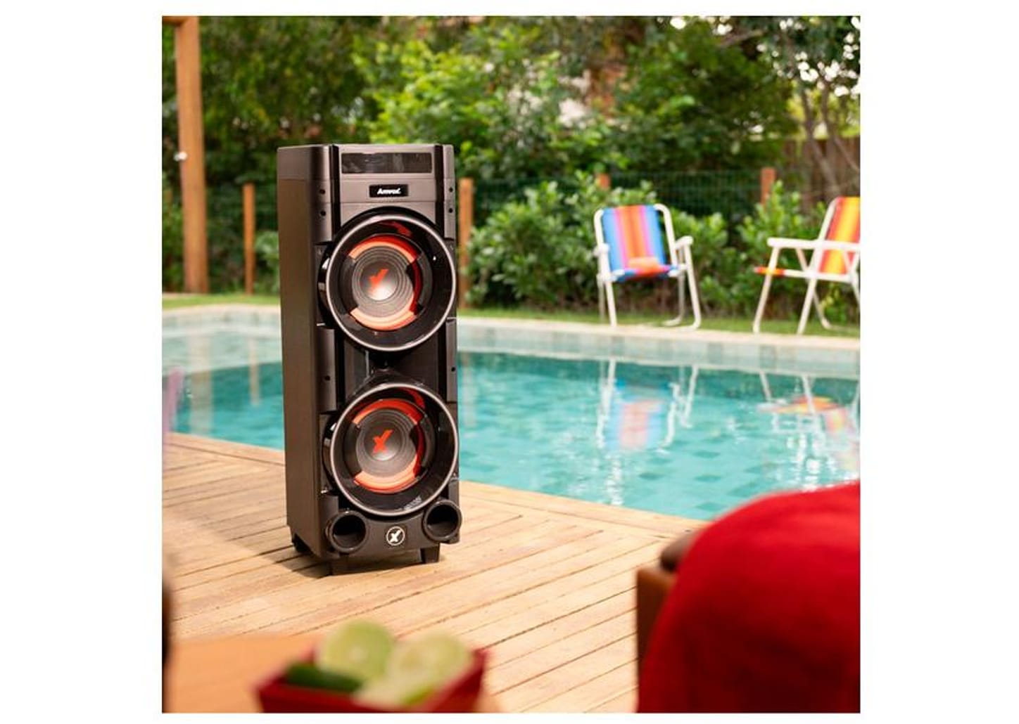 Caixa de Som Torre Amvox ATX 1600M Pancadão Bluetooth 1600W Amplificada