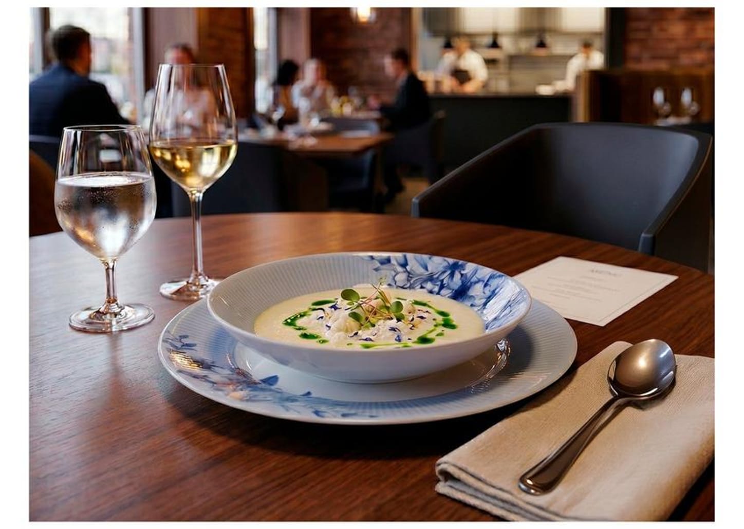 Aparelho de Jantar 20 Peças Tramontina Redondo de Porcelana Branco e Azul Lavínia