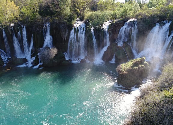Cachoeiras de Kravice excursão casal