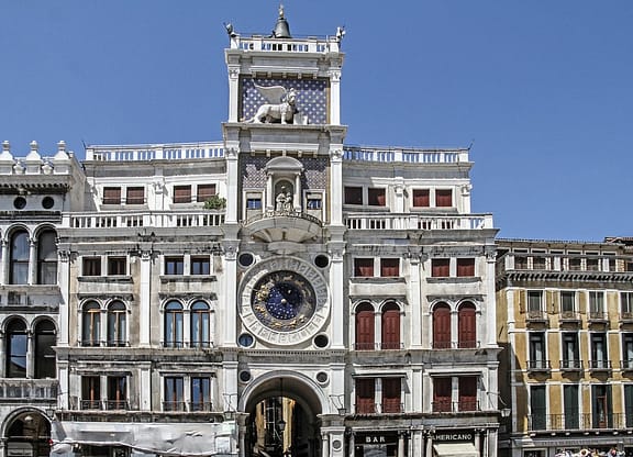 Torre do relógio casal