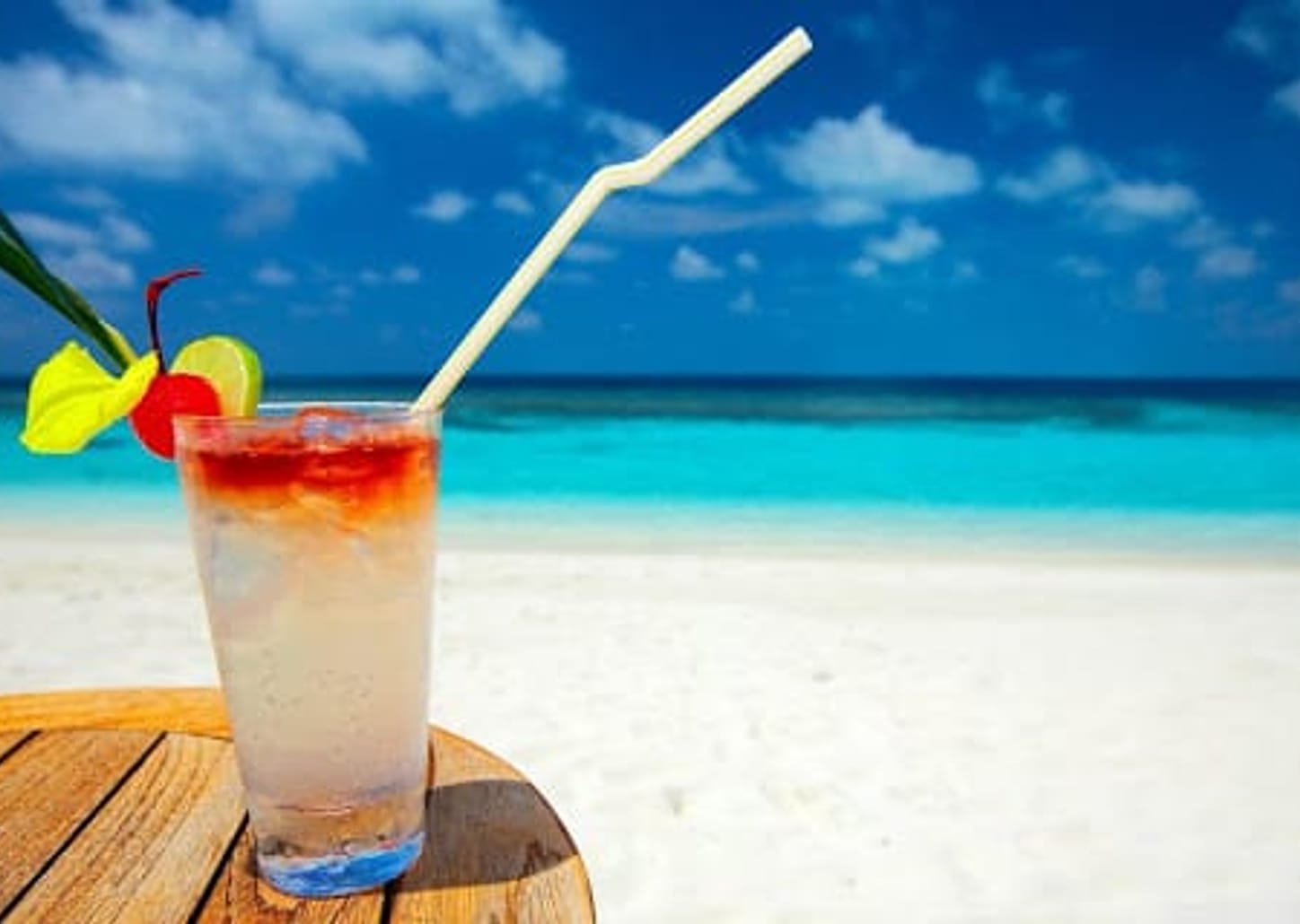 Drinks na Praia dos Sanchos