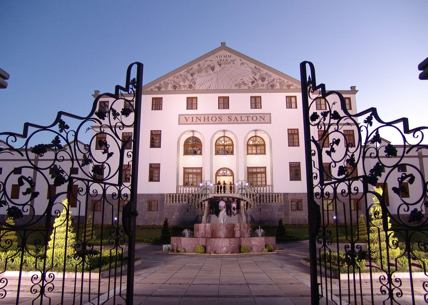 Tour com degustação na Vinícula Salton - por pessoa