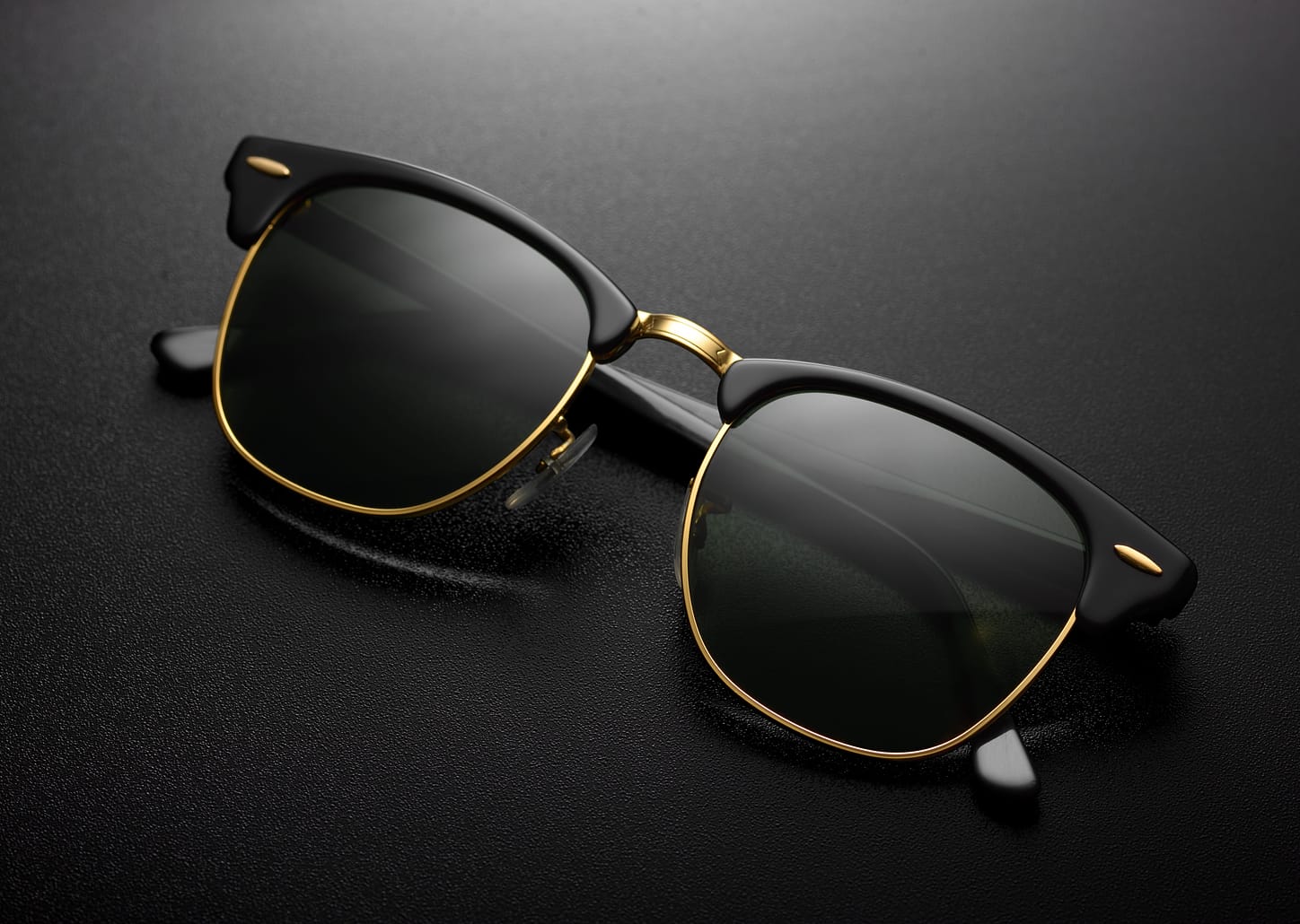 Óculos de sol - por pessoa